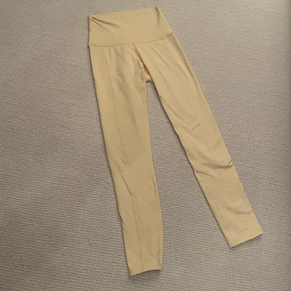 Morgan Stewart size SMALL yellow leggings